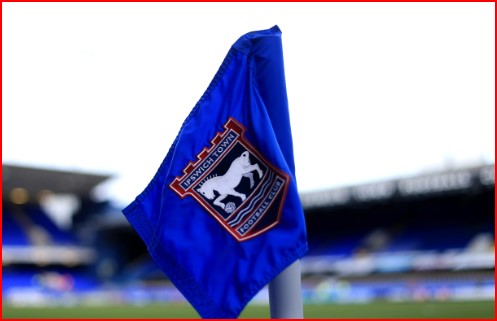 You are currently viewing Ipswich Town make decision over pursuit of player also eyed by Leeds United