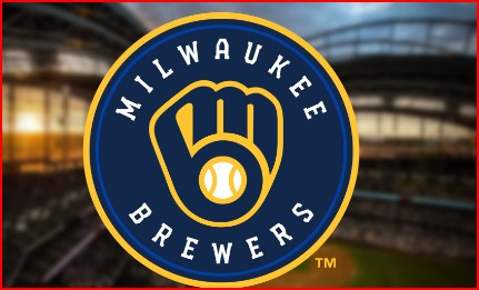 You are currently viewing Former Brewers starter signs with division rival