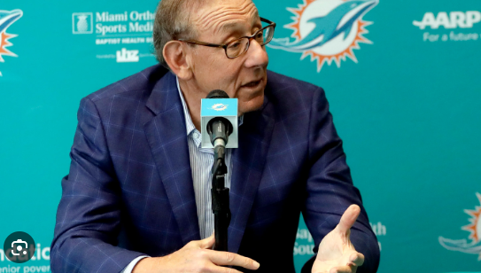 Read more about the article Breaking News. Dolphins owner Stephen Ross rejects huge offer.